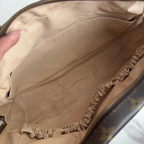 Louis Vuitton Monogram hand-painted crossbody ππ - Picture 7 of 14